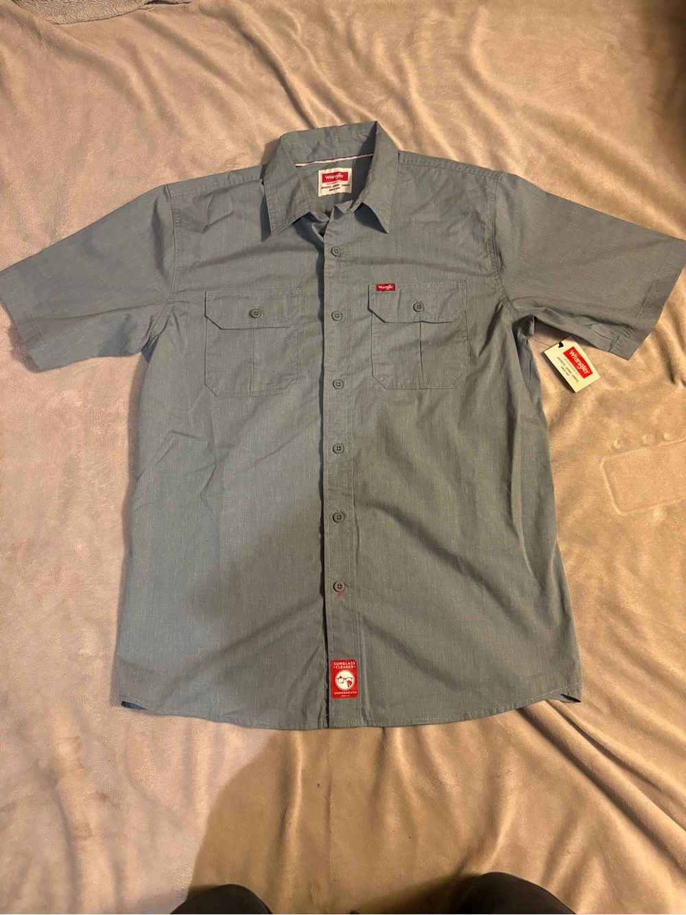 Wrangler Men’s Button Down Collared Shirt